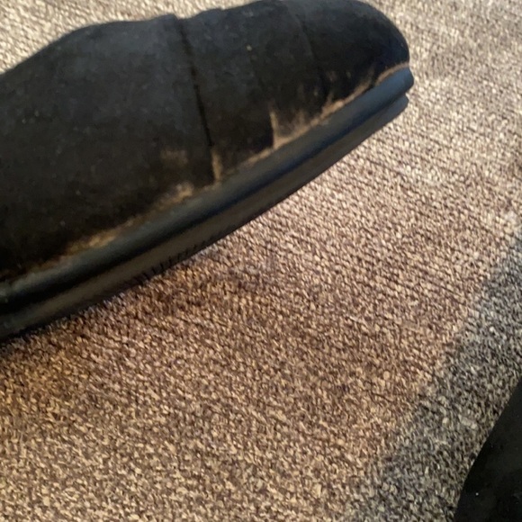 East 5th women’s black flats; size 8 wide - Picture 9 of 9